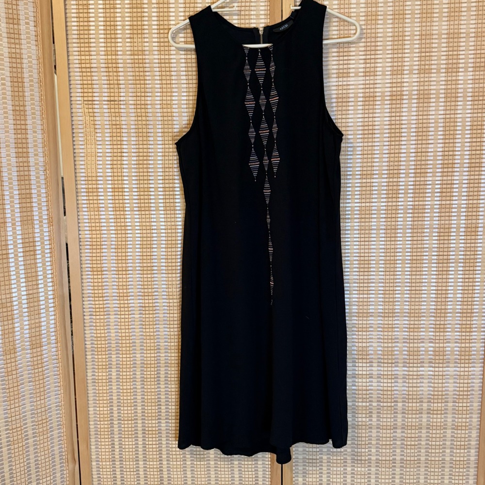 Apt. 9 Black Sleeveless Shift Dress Embroidered Diamond High Neck XL